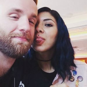 Meet your Posher, Xenia